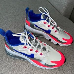 Nike Air 270 React